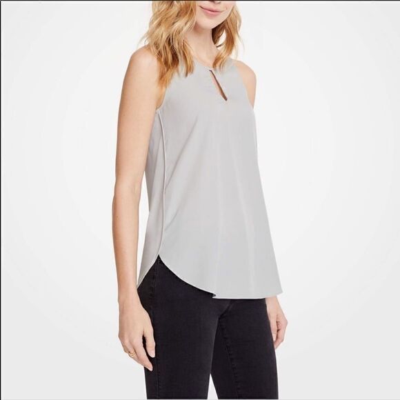 𝅺NEW Ann Taylor Keyhole Top M - Picture 1 of 6